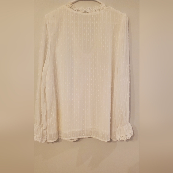 NWOT Sheer white blouse - Picture 5 of 5